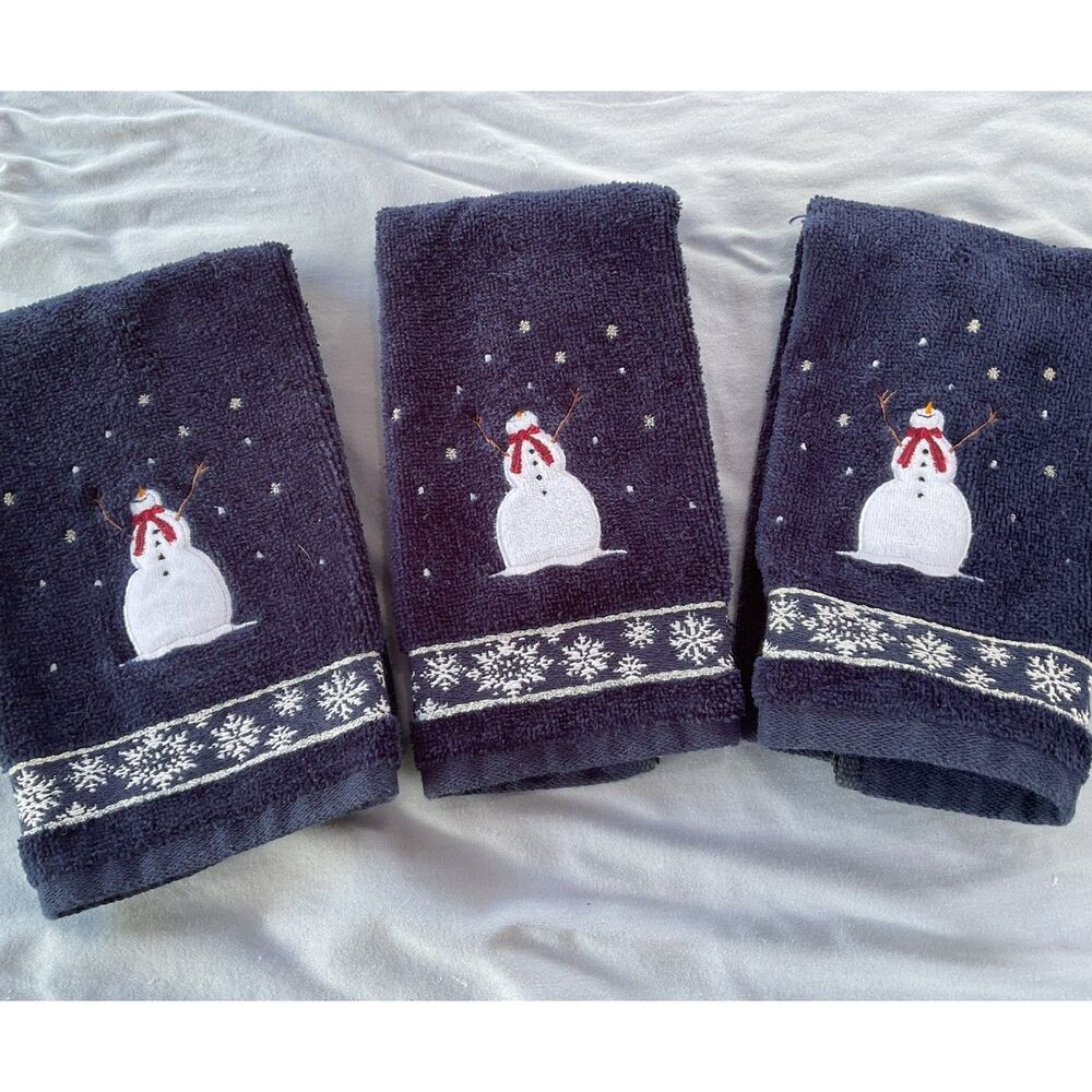 Vintage Santens Christmas Hand Towels Set of 3